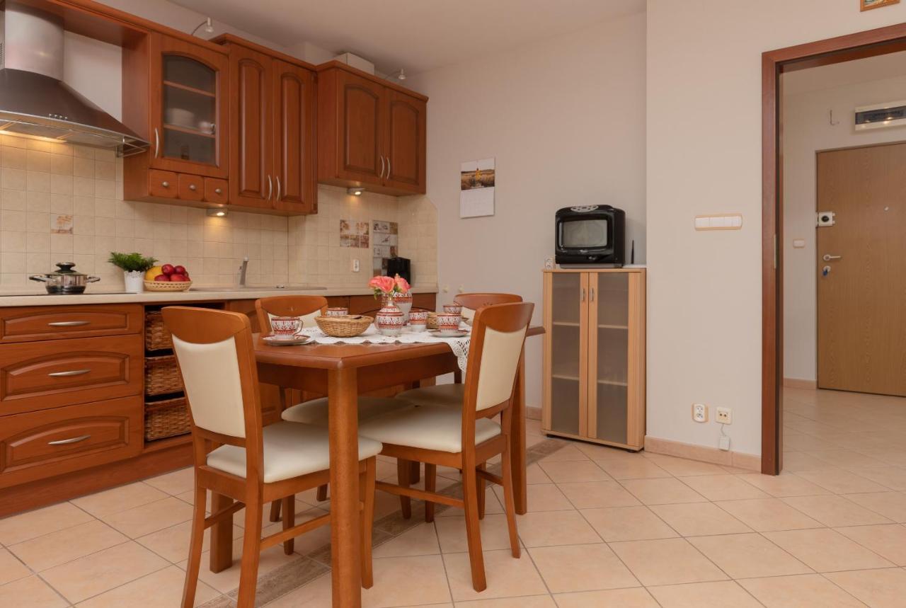 Pejzazowa Apartment Metro Wilanowska Mokotow By Noclegi Renters Warsawa Bagian luar foto